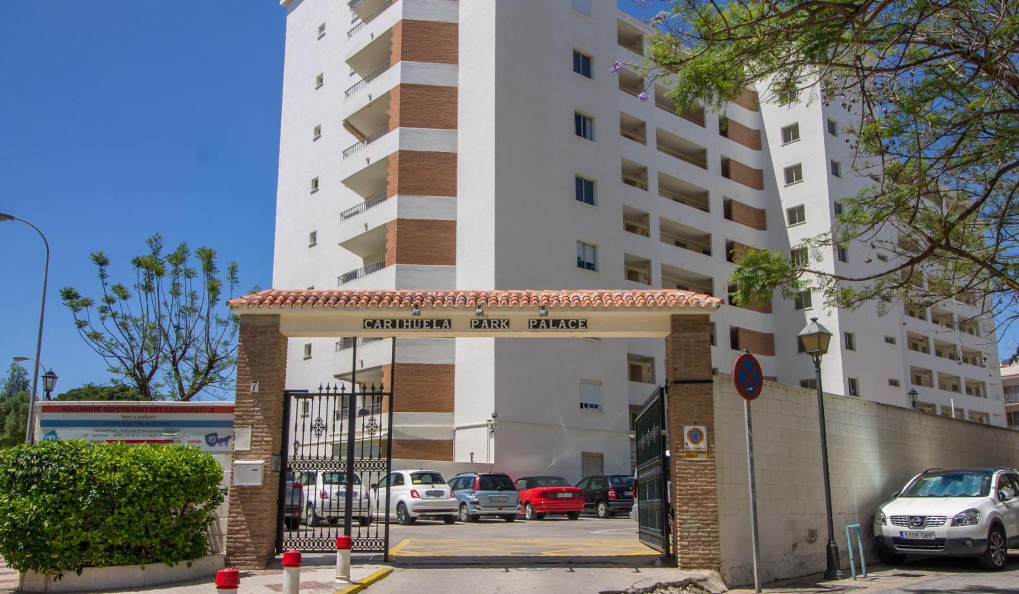 Carihuela Palace 417 By Ivi Real Estate Торремолинос Экстерьер фото